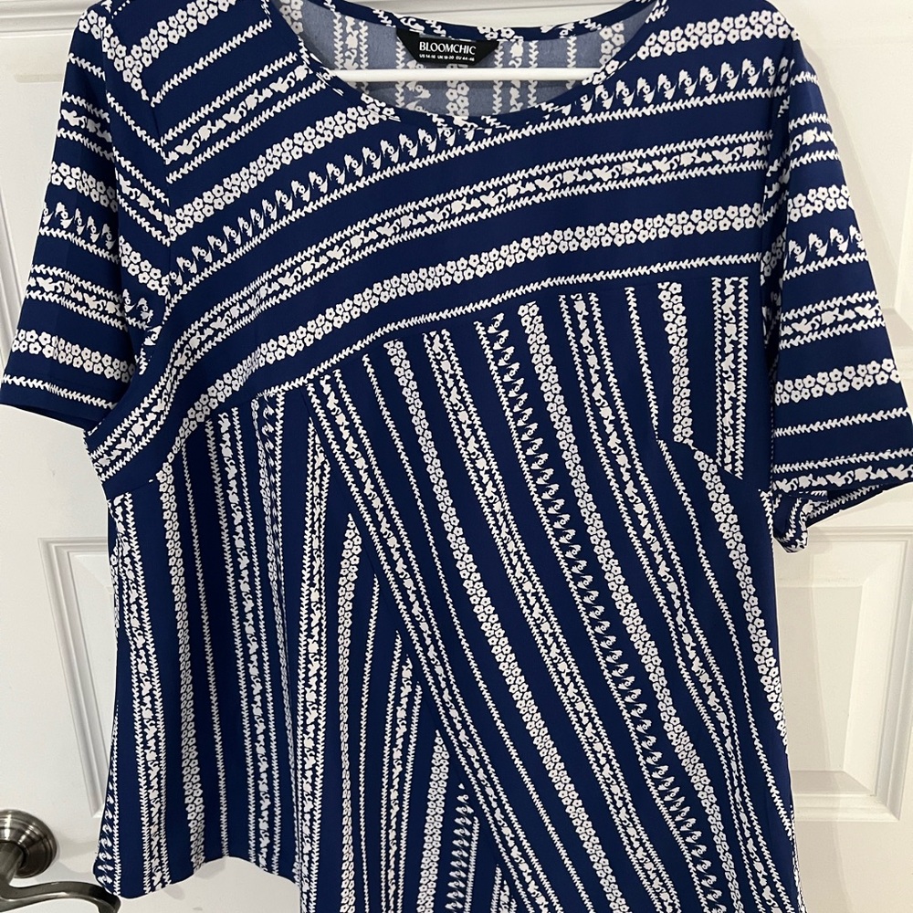 BloomChic Navy and White Patterned Blouse